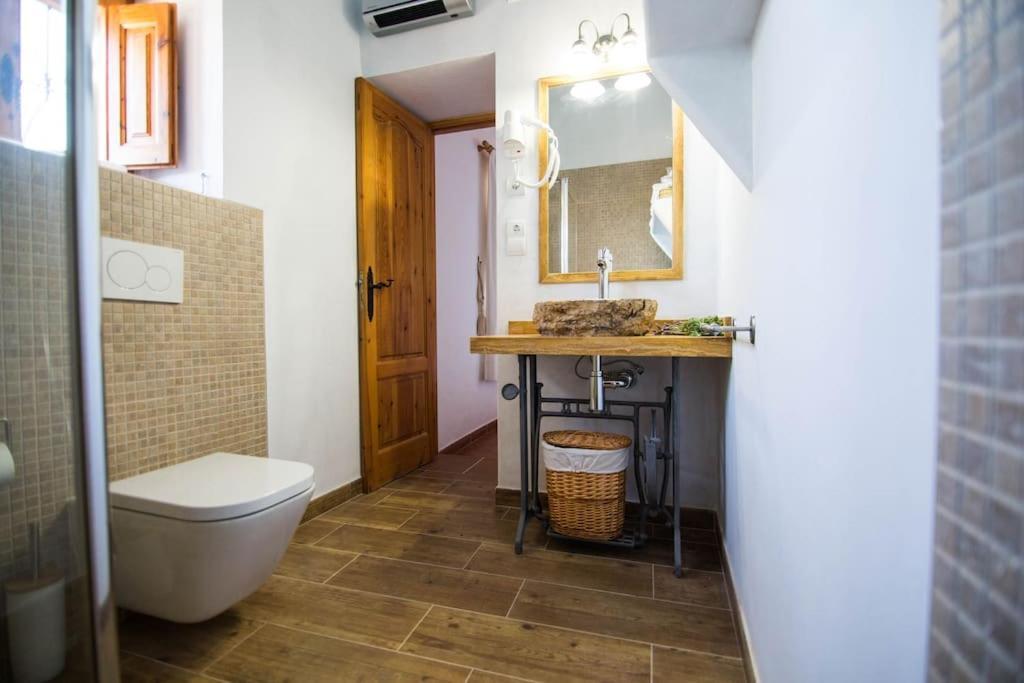 Casa Can Lluc Con Piscina, Jardin Y Vista Al Campo Sant Miquel De Balansat Exterior photo